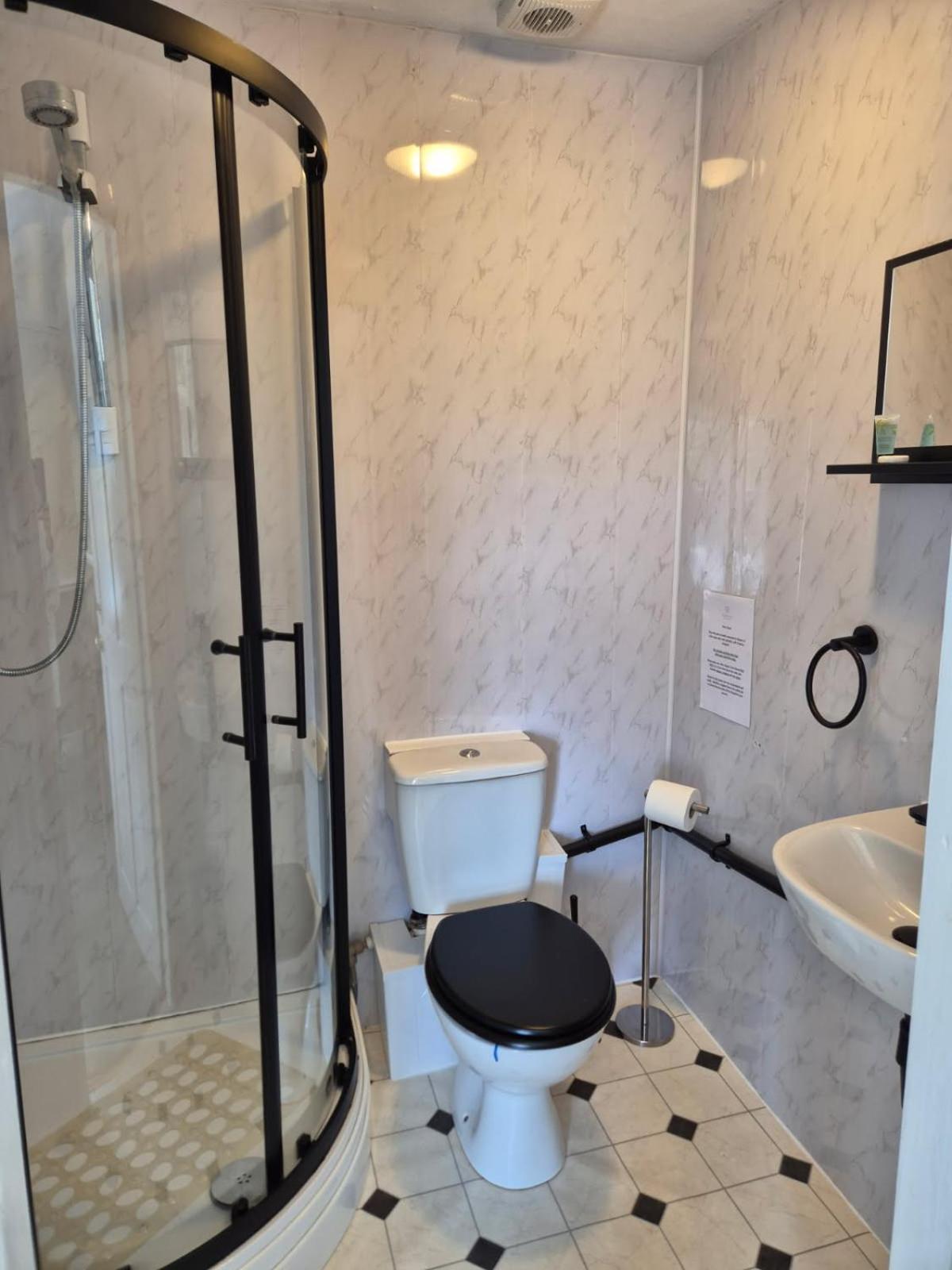 St Quintin Arms Hotell Harpham Exteriör bild